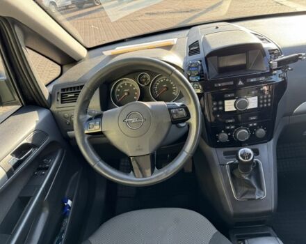 Сірий Опель Зафіра, об'ємом двигуна 1.8 л та пробігом 231 тис. км за 7050 $, фото 13 на Automoto.ua