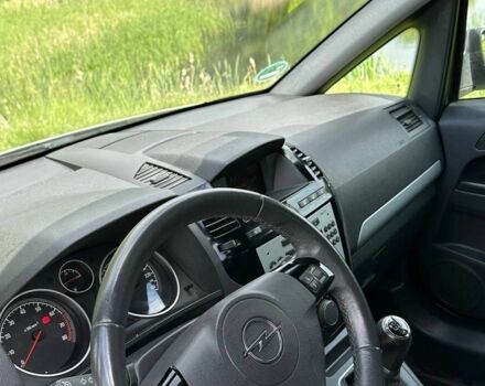 Опель Зафира 2010 в Львове на Automoto.ua Серый Опель Зафира, объемом двигателя 1.6 л и пробегом 142 тыс. км за 6900 $, фото 6 на Automoto.ua