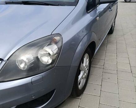 Сірий Опель Зафіра, об'ємом двигуна 1.8 л та пробігом 209 тис. км за 7500 $, фото 3 на Automoto.ua