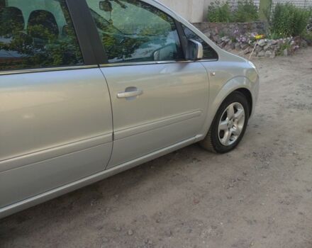 Серый Опель Зафира, объемом двигателя 2.2 л и пробегом 215 тыс. км за 6200 $, фото 8 на Automoto.ua