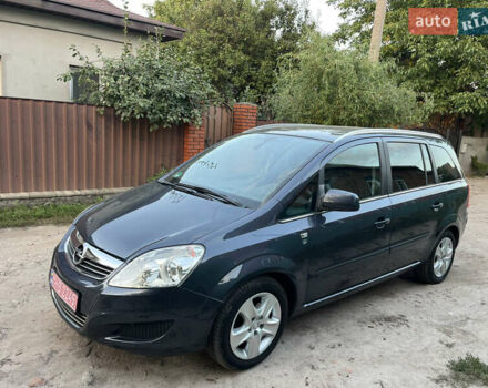 Серый Опель Зафира, объемом двигателя 1.8 л и пробегом 137 тыс. км за 7450 $, фото 20 на Automoto.ua