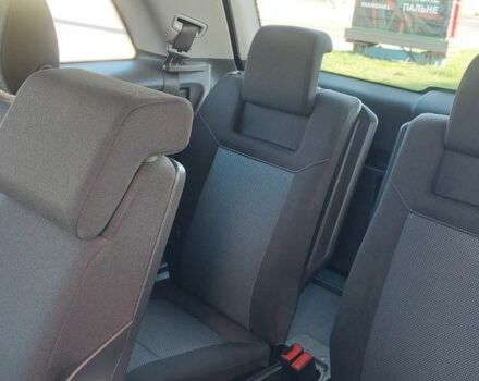 Серый Опель Зафира, объемом двигателя 1.6 л и пробегом 189 тыс. км за 6700 $, фото 11 на Automoto.ua