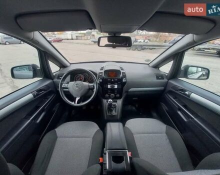 Сірий Опель Зафіра, об'ємом двигуна 1.6 л та пробігом 223 тис. км за 6900 $, фото 24 на Automoto.ua