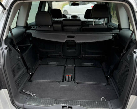 Серый Опель Зафира, объемом двигателя 1.9 л и пробегом 312 тыс. км за 6950 $, фото 9 на Automoto.ua