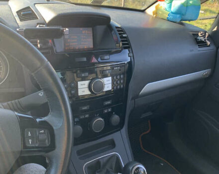 Серый Опель Зафира, объемом двигателя 1.7 л и пробегом 265 тыс. км за 6950 $, фото 9 на Automoto.ua