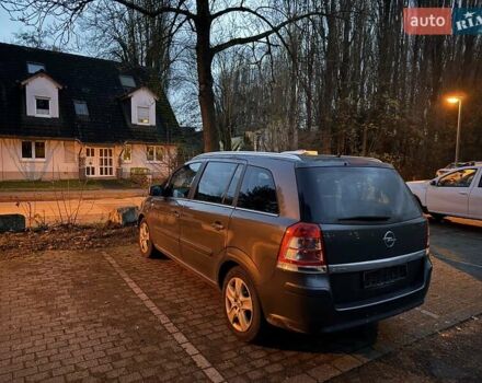 Сірий Опель Зафіра, об'ємом двигуна 0 л та пробігом 183 тис. км за 7650 $, фото 5 на Automoto.ua