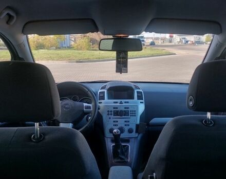 Серый Опель Зафира, объемом двигателя 1.6 л и пробегом 189 тыс. км за 6700 $, фото 13 на Automoto.ua