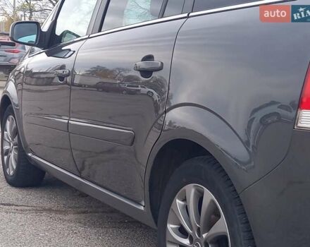 Сірий Опель Зафіра, об'ємом двигуна 1.6 л та пробігом 223 тис. км за 6900 $, фото 3 на Automoto.ua