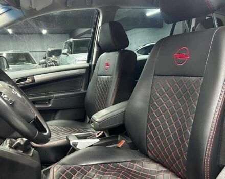 Серый Опель Зафира, объемом двигателя 1.9 л и пробегом 172 тыс. км за 8200 $, фото 8 на Automoto.ua