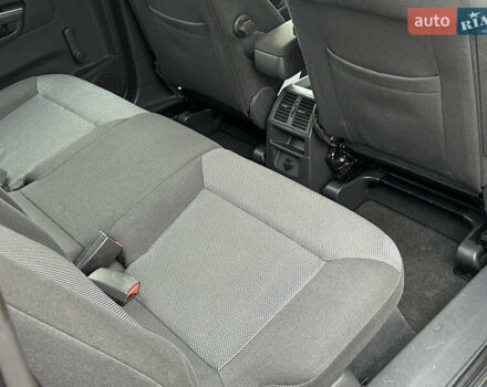 Серый Опель Зафира, объемом двигателя 1.6 л и пробегом 231 тыс. км за 5900 $, фото 14 на Automoto.ua