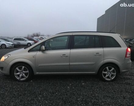 Сірий Опель Зафіра, об'ємом двигуна 1.6 л та пробігом 180 тис. км за 8290 $, фото 4 на Automoto.ua