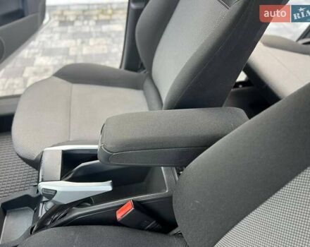 Серый Опель Зафира, объемом двигателя 1.6 л и пробегом 167 тыс. км за 7499 $, фото 49 на Automoto.ua