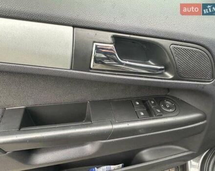 Сірий Опель Зафіра, об'ємом двигуна 1.6 л та пробігом 231 тис. км за 5999 $, фото 21 на Automoto.ua