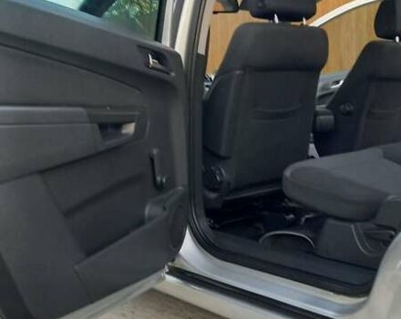 Серый Опель Зафира, объемом двигателя 1.7 л и пробегом 265 тыс. км за 6550 $, фото 15 на Automoto.ua