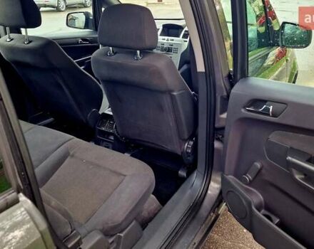 Серый Опель Зафира, объемом двигателя 1.6 л и пробегом 221 тыс. км за 7000 $, фото 16 на Automoto.ua