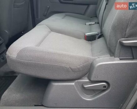 Сірий Опель Зафіра, об'ємом двигуна 1.6 л та пробігом 223 тис. км за 6900 $, фото 43 на Automoto.ua