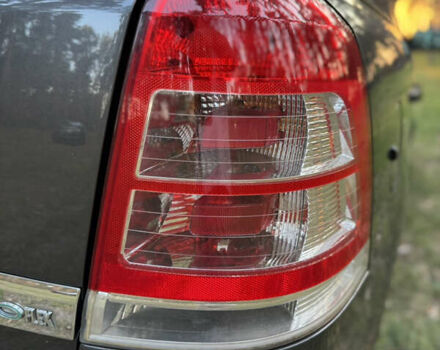 Серый Опель Зафира, объемом двигателя 1.7 л и пробегом 320 тыс. км за 7400 $, фото 58 на Automoto.ua