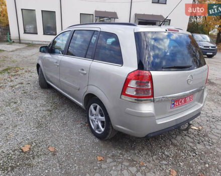 Серый Опель Зафира, объемом двигателя 1.7 л и пробегом 180 тыс. км за 8300 $, фото 15 на Automoto.ua