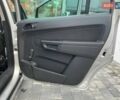 Серый Опель Зафира, объемом двигателя 1.6 л и пробегом 167 тыс. км за 7499 $, фото 55 на Automoto.ua