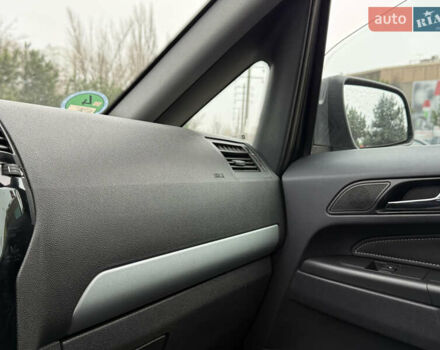 Серый Опель Зафира, объемом двигателя 1.8 л и пробегом 198 тыс. км за 7999 $, фото 17 на Automoto.ua