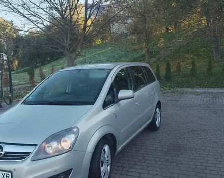 Опель Зафира 2010 в Львове на Automoto.ua Серый Опель Зафира, объемом двигателя 1.6 л и пробегом 144 тыс. км за 6900 $, фото 8 на Automoto.ua