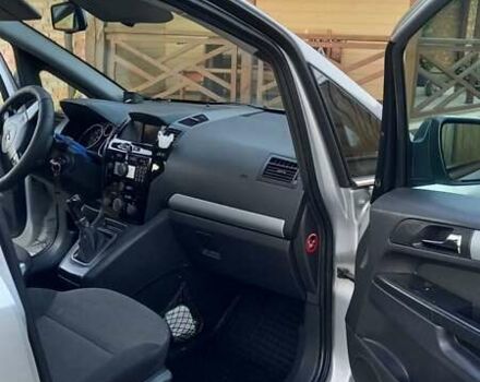 Серый Опель Зафира, объемом двигателя 1.7 л и пробегом 265 тыс. км за 6550 $, фото 20 на Automoto.ua