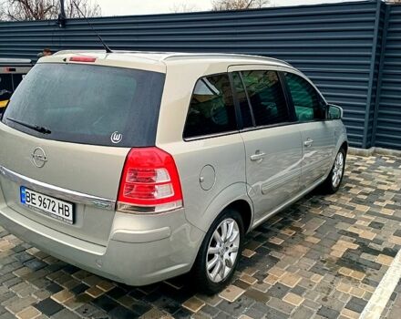 Сірий Опель Зафіра, об'ємом двигуна 1.6 л та пробігом 201 тис. км за 7100 $, фото 5 на Automoto.ua