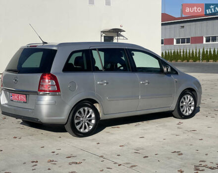 Серый Опель Зафира, объемом двигателя 1.8 л и пробегом 182 тыс. км за 7250 $, фото 7 на Automoto.ua