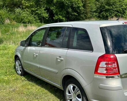 Опель Зафира 2010 в Львове на Automoto.ua Серый Опель Зафира, объемом двигателя 1.6 л и пробегом 142 тыс. км за 6900 $, фото 3 на Automoto.ua