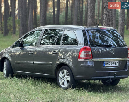 Серый Опель Зафира, объемом двигателя 1.7 л и пробегом 320 тыс. км за 7400 $, фото 3 на Automoto.ua