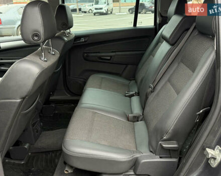 Серый Опель Зафира, объемом двигателя 1.8 л и пробегом 198 тыс. км за 7999 $, фото 19 на Automoto.ua