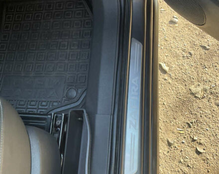 Серый Опель Зафира, объемом двигателя 1.8 л и пробегом 220 тыс. км за 8000 $, фото 19 на Automoto.ua