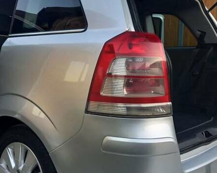 Серый Опель Зафира, объемом двигателя 1.7 л и пробегом 265 тыс. км за 6550 $, фото 18 на Automoto.ua