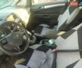 Серый Опель Зафира, объемом двигателя 1.9 л и пробегом 383 тыс. км за 6500 $, фото 7 на Automoto.ua
