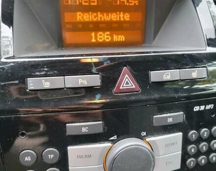 Сірий Опель Зафіра, об'ємом двигуна 0 л та пробігом 183 тис. км за 7650 $, фото 10 на Automoto.ua