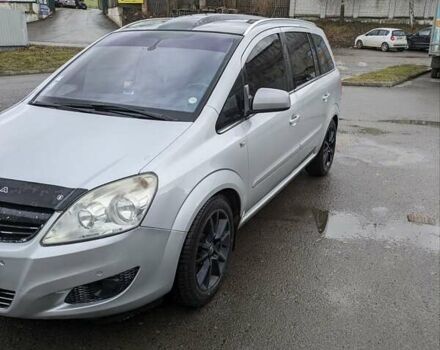 Серый Опель Зафира, объемом двигателя 1.7 л и пробегом 290 тыс. км за 6800 $, фото 12 на Automoto.ua