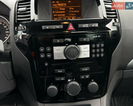 Серый Опель Зафира, объемом двигателя 1.8 л и пробегом 198 тыс. км за 7999 $, фото 15 на Automoto.ua