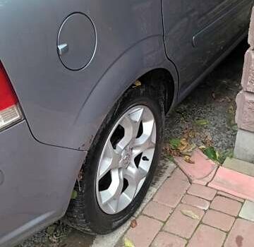 Опель Зафира 2010 в Ровно на Automoto.ua Серый Опель Зафира, объемом двигателя 1.7 л и пробегом 340 тыс. км за 6200 $, фото 1 на Automoto.ua