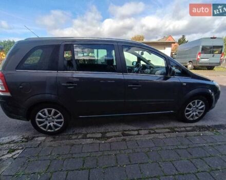 Опель Зафира 2010 в Белой Церкве на Automoto.ua Серый Опель Зафира, объемом двигателя 1.8 л и пробегом 184 тыс. км за 7700 $, фото 1 на Automoto.ua