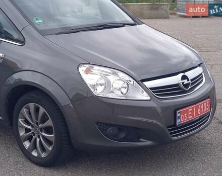 Сірий Опель Зафіра, об'ємом двигуна 1.6 л та пробігом 223 тис. км за 6900 $, фото 10 на Automoto.ua