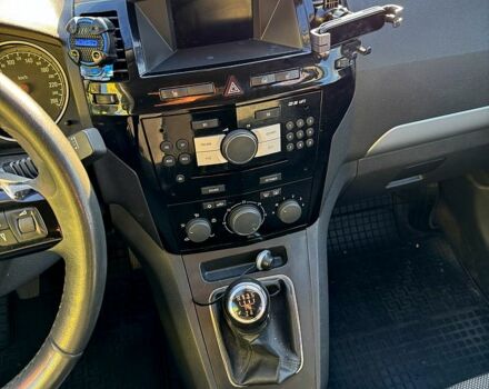 Серый Опель Зафира, объемом двигателя 1.8 л и пробегом 231 тыс. км за 7050 $, фото 10 на Automoto.ua