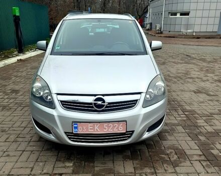Опель Зафира 2010 в Киеве на Automoto.ua Серый Опель Зафира, объемом двигателя 16 л и пробегом 179 тыс. км за 6200 $, фото 7 на Automoto.ua