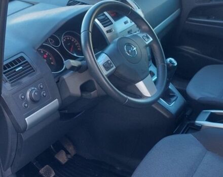 Серый Опель Зафира, объемом двигателя 1.6 л и пробегом 189 тыс. км за 6700 $, фото 3 на Automoto.ua