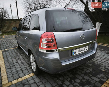 Сірий Опель Зафіра, об'ємом двигуна 1.69 л та пробігом 326 тис. км за 5800 $, фото 9 на Automoto.ua