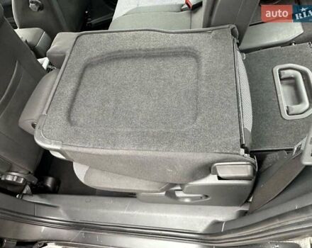 Сірий Опель Зафіра, об'ємом двигуна 1.6 л та пробігом 231 тис. км за 5999 $, фото 23 на Automoto.ua