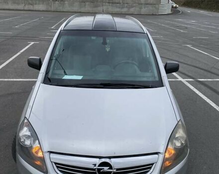 Серый Опель Зафира, объемом двигателя 1.7 л и пробегом 267 тыс. км за 6599 $, фото 1 на Automoto.ua