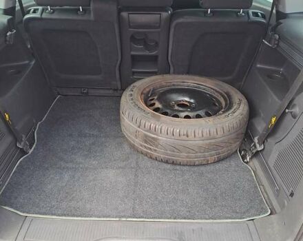 Серый Опель Зафира, объемом двигателя 1.8 л и пробегом 227 тыс. км за 7600 $, фото 14 на Automoto.ua