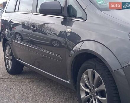 Сірий Опель Зафіра, об'ємом двигуна 1.6 л та пробігом 223 тис. км за 6900 $, фото 1 на Automoto.ua