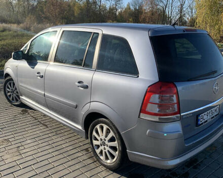 Серый Опель Зафира, объемом двигателя 1.7 л и пробегом 265 тыс. км за 6950 $, фото 16 на Automoto.ua