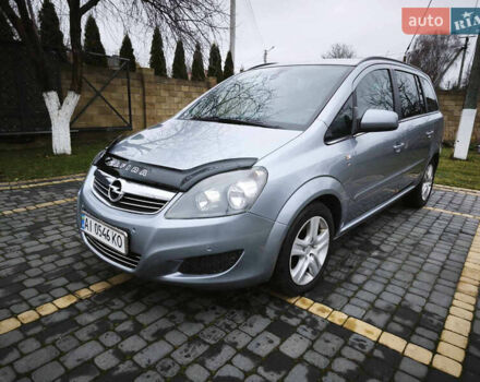 Сірий Опель Зафіра, об'ємом двигуна 1.69 л та пробігом 326 тис. км за 5800 $, фото 2 на Automoto.ua